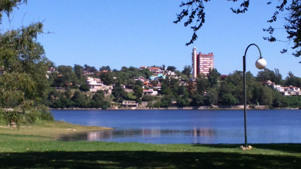 Edificio Niza I Leilighet Villa Carlos Paz Eksteriør bilde